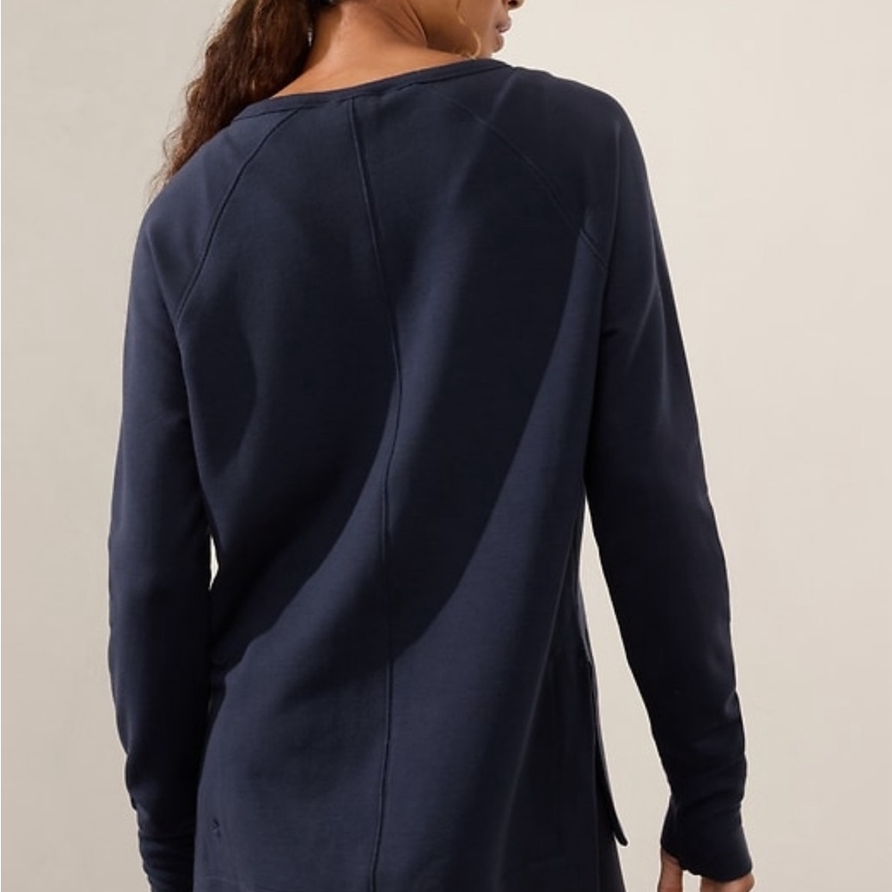 NWT Athleta Coaster Luxe Relaunch Sweatshirt
